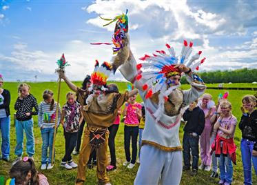 一个真实世界的彩色缩影：ETHNOMIR民族公园博物馆